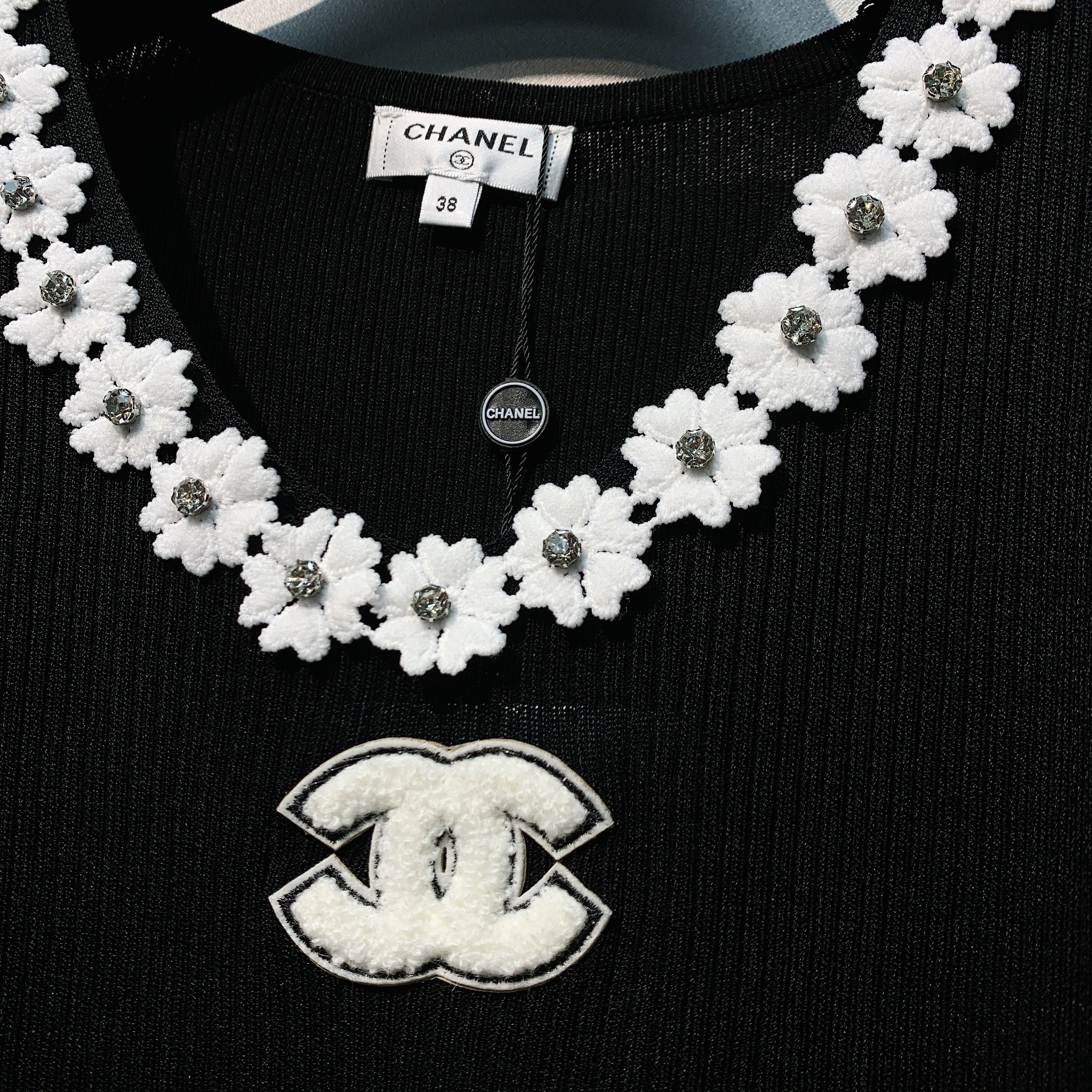 CHANE 26SS Black Knitted Tank Top