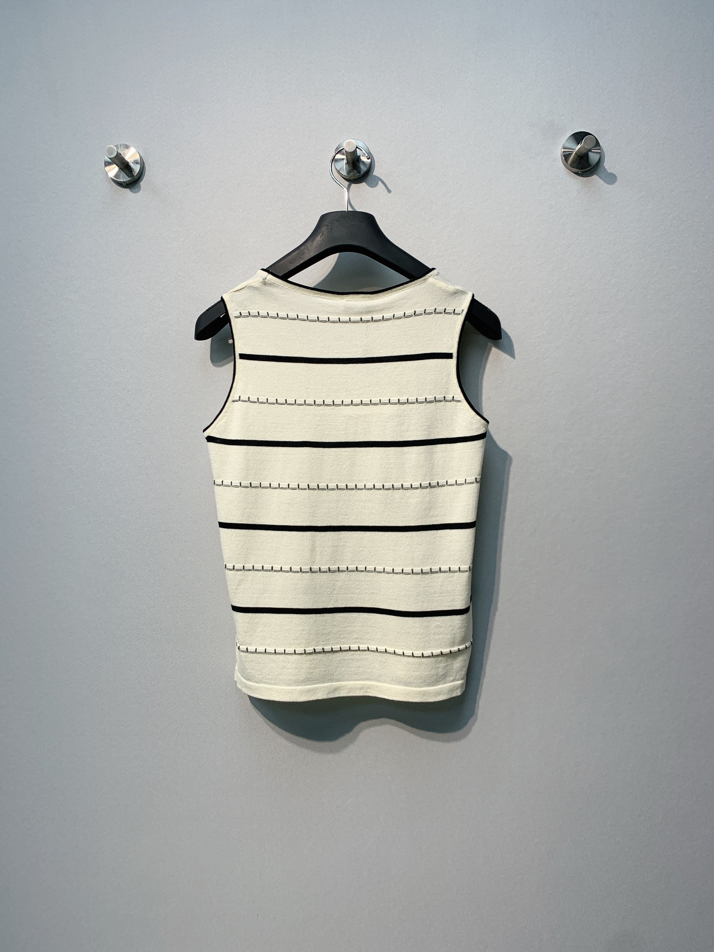 CHANE 26SS Striped Embroidered Knit Tank Top